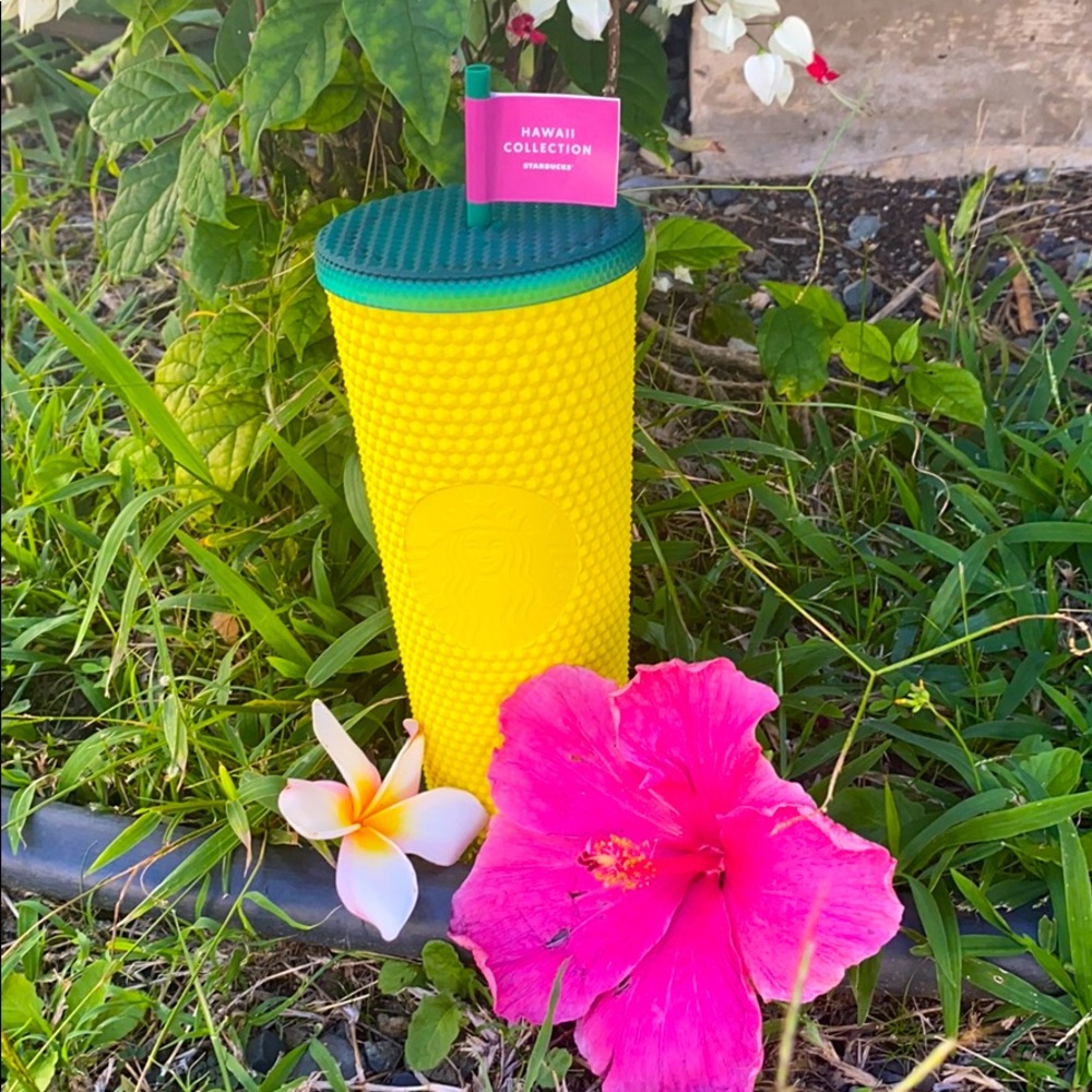 Starbucks Hawaii Collection Mug  NWT studded